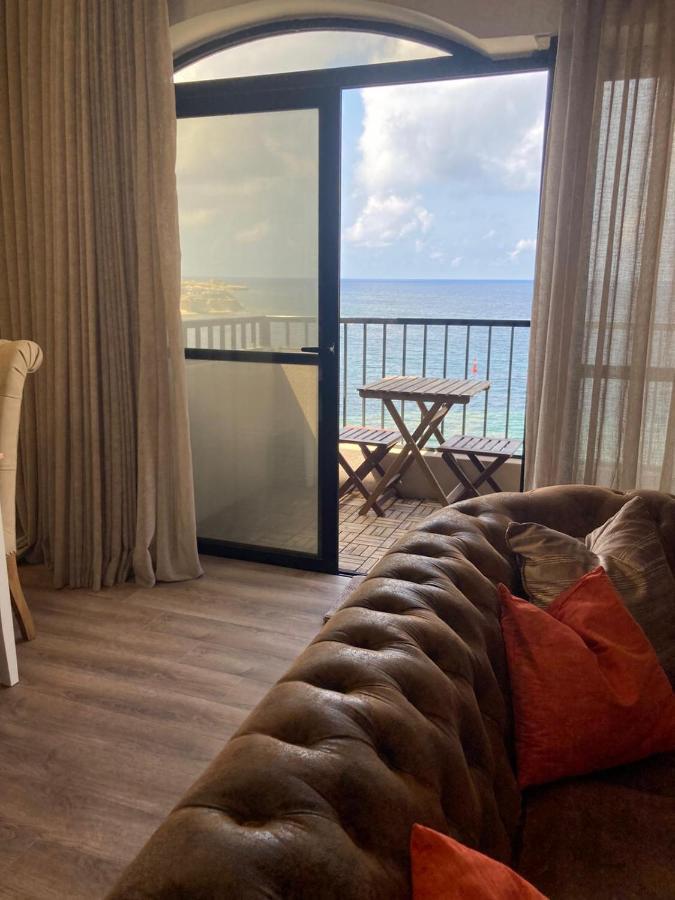 Beach Front High End Apartment, Direct Sea Views. Marsalforn Buitenkant foto